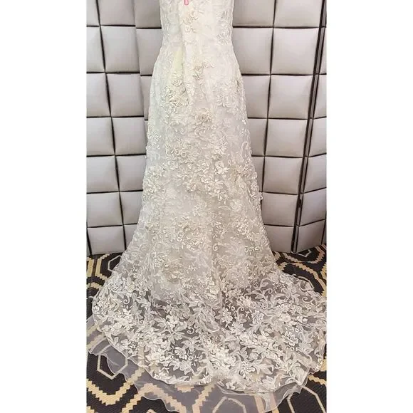 Oleg Cassini wedding gown - Picture 6 of 9